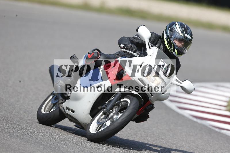 /Archiv-2025/49 26.08.2025 Cornu Master School ADR/gruen-vert/21